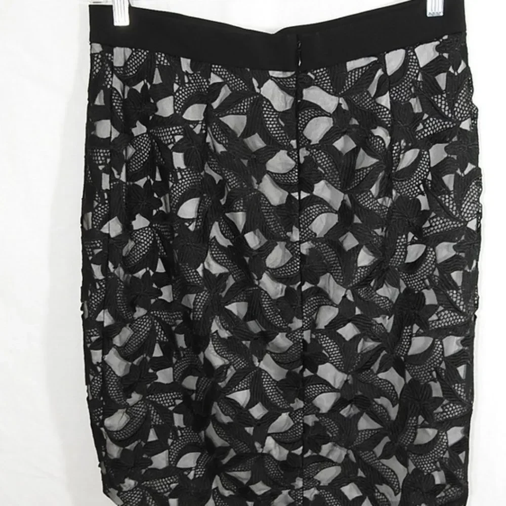NWT Sachin & Babi Noir Lace Skirt Size 12‎ -